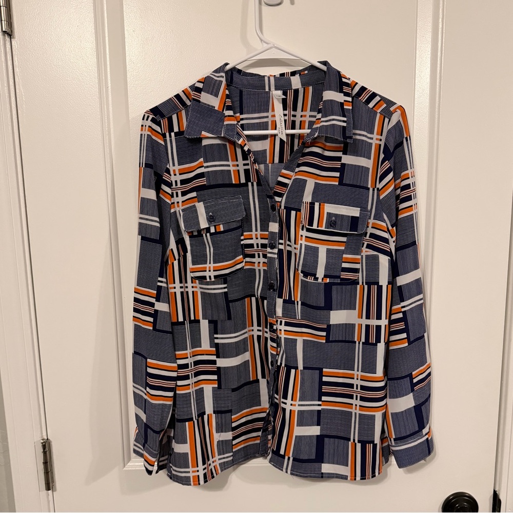 NY Collection petite women’s Geometric Patterned Button-Up Shirt